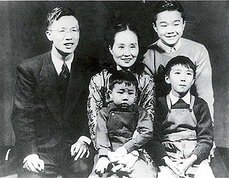 20世纪40年代华罗庚全家在美国合影