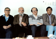 1980年华罗庚与著名数学家D.c.Spencer、J.J.Kohn、项武忠教授合影。