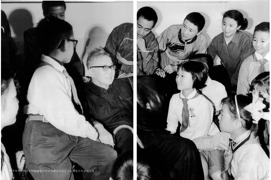 1978年华罗庚任中科院副院长时在内蒙古自治区与各族青少年亲切交谈。